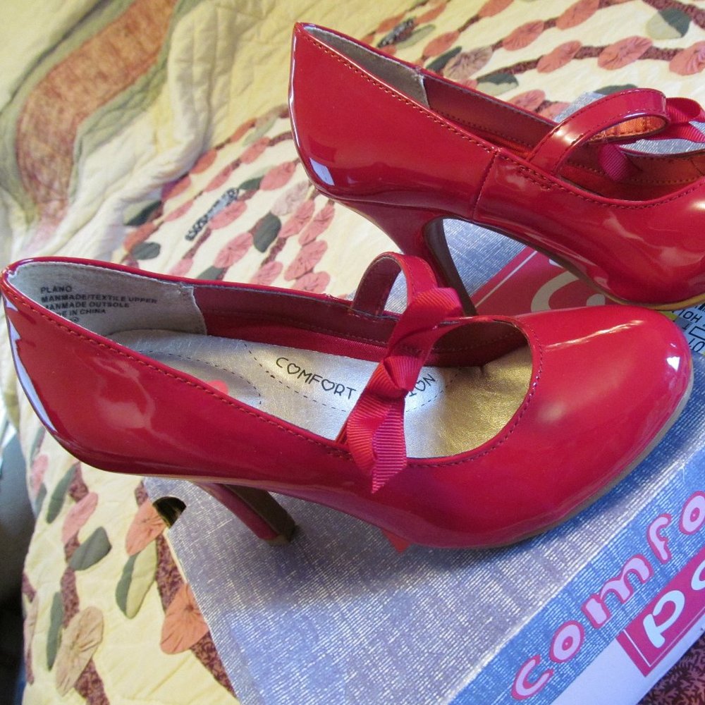 Pop Red Patent Heels Mary Jane Pumps w Bow